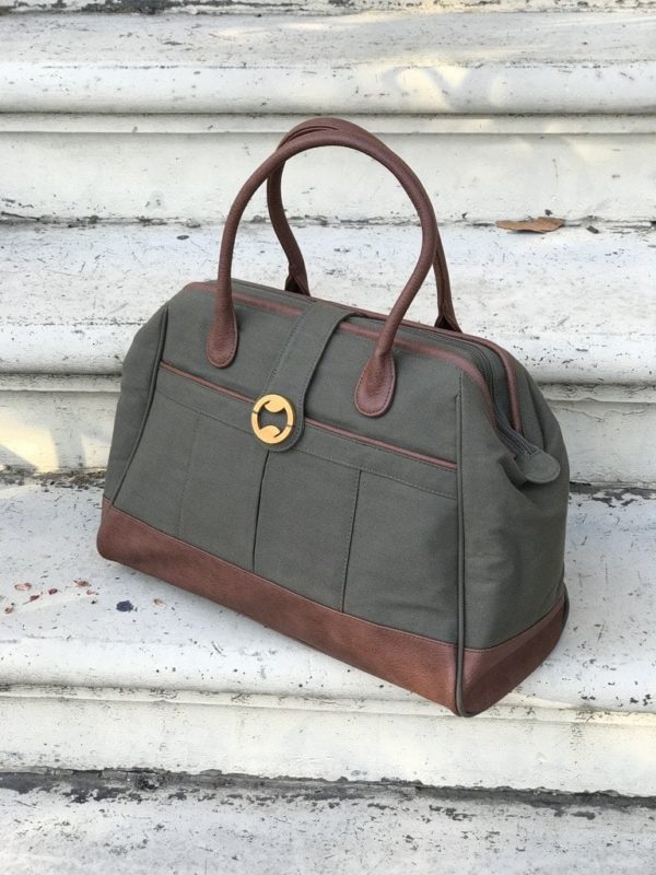 canvas weekender bag with organic cotton and vegan leather